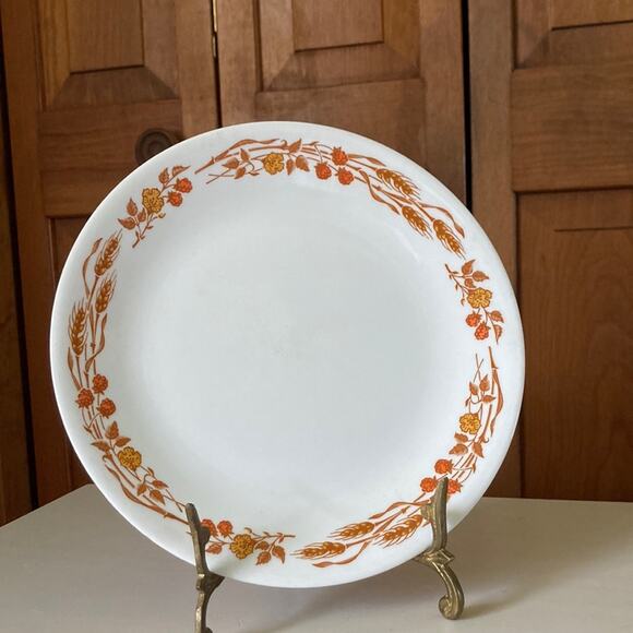 Vintage Corelle “Harvest Home” Luncheon Plate, 1 - Picture 1 of 8